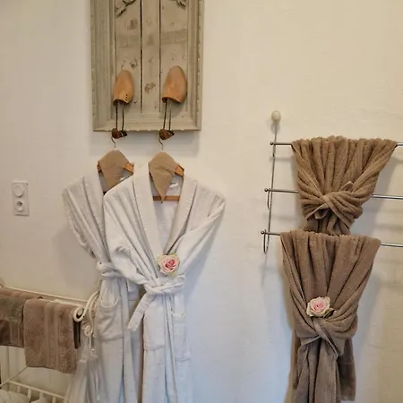 Guest house Au Clair De Ce Sont Les Petits Details Qui Font La Difference 4*