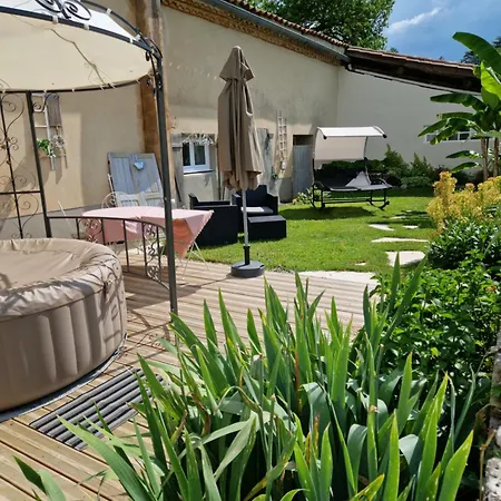 Au Clair De Maison d'hôtes