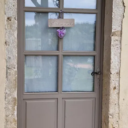 Au Clair De *