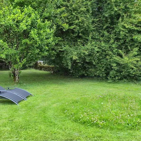 Guest house Au Clair De - Calme- Jardin Privatif Avec Jacuzzi Romance -vue Panoramique - Independantes