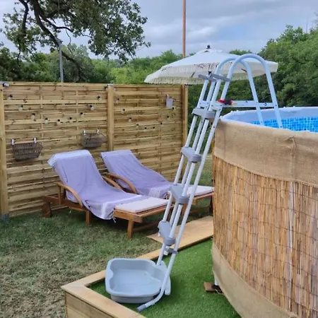 Au Clair De -vue Panoramique-bulle De Fraicheur Piscine 10m2 Hors Sol -chambres Independantes- Romance Avec Jardin Et Jacuzzi Privatifs-calme Vianne