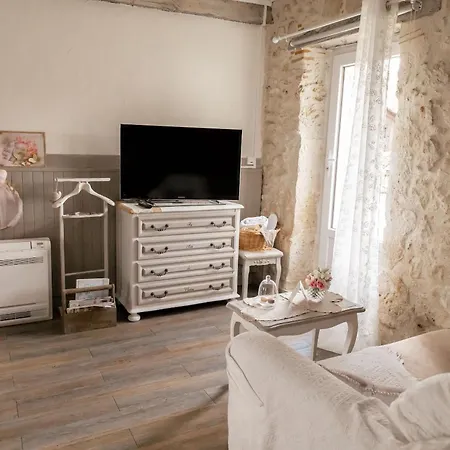Au Clair De Ce Sont Les Petits Details Qui Font La Difference Guest house 4*
