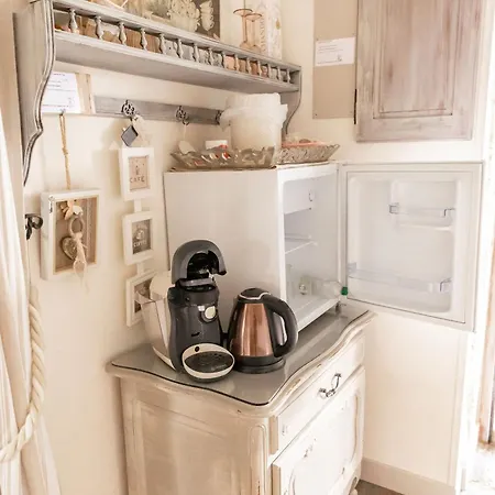 Guest house Au Clair De Ce Sont Les Petits Details Qui Font La Difference 4*