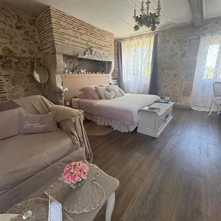 Au Clair De Ce Sont Les Petits Details Qui Font La Difference Guest house 4*